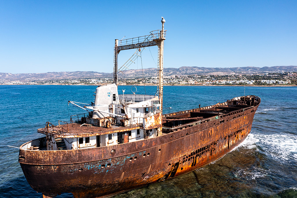 paphos-wrecks_06