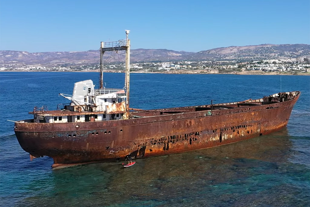 paphos-wrecks_09