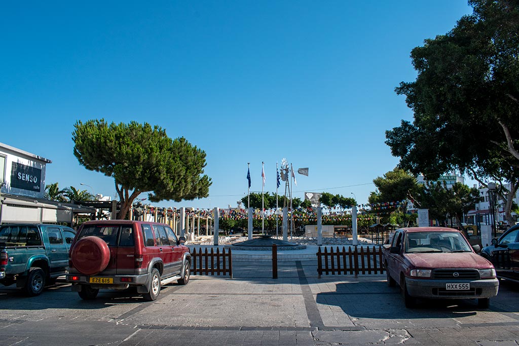 Paralimni-square 02 paralimni-square_02