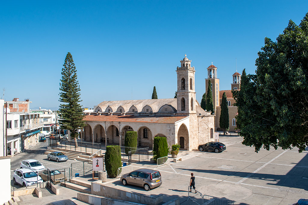 paralimni-square_14