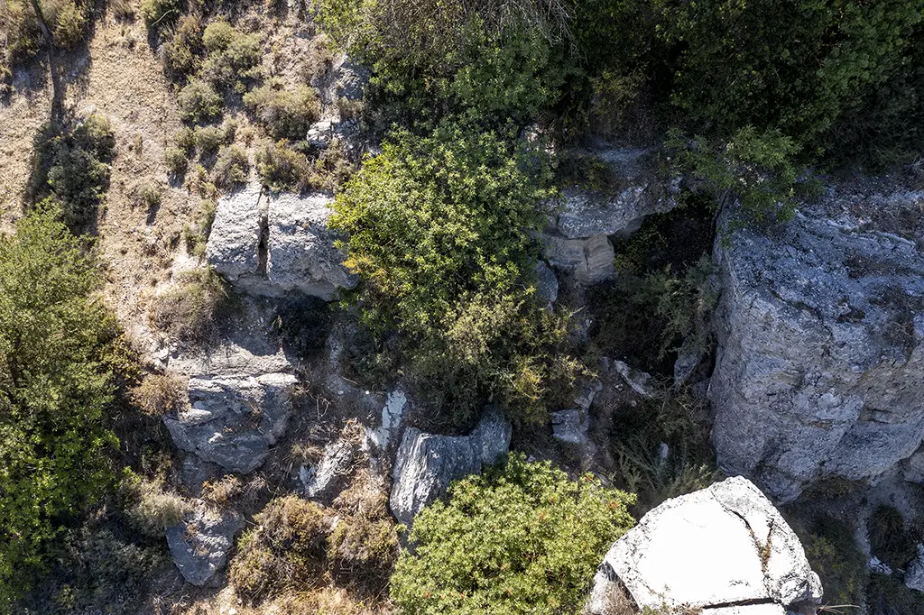 Polemi-rocks 13 polemi-rocks_13