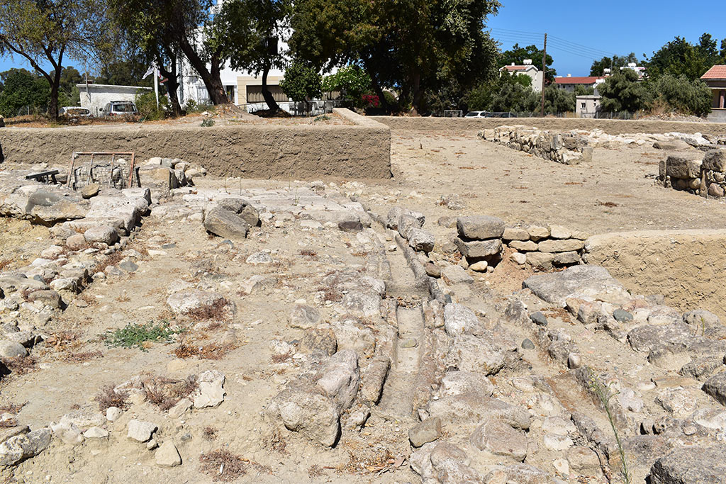 Polis-archaeology 28 polis-archaeology_28