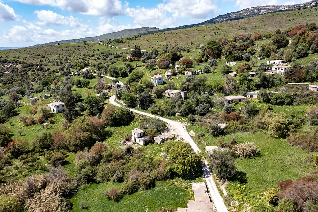 Xeros-valley-scenery 02 xeros-valley-scenery_02