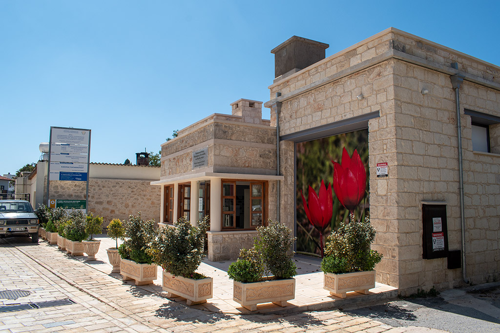 akamas-visitor-centre_01