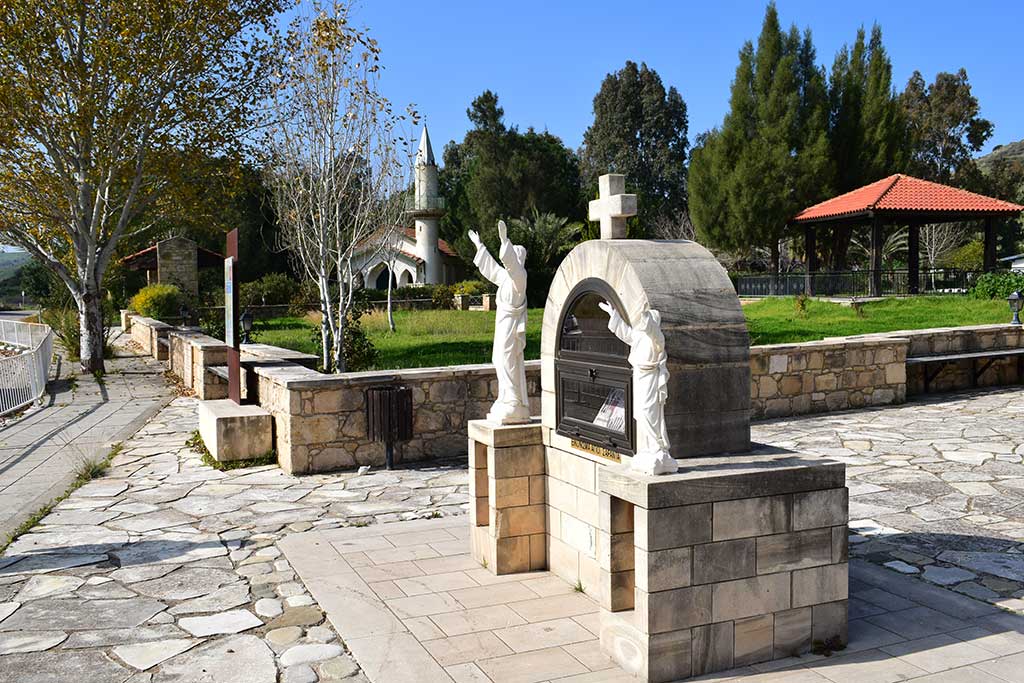 diarizos-valley_03