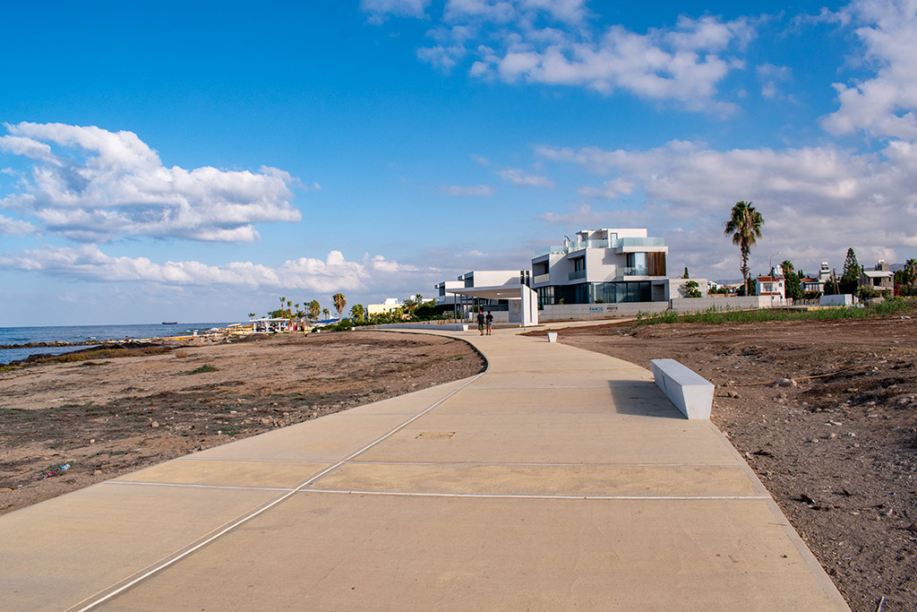 Lighthous-to-venus-beach 05 lighthous-to-venus-beach_05
