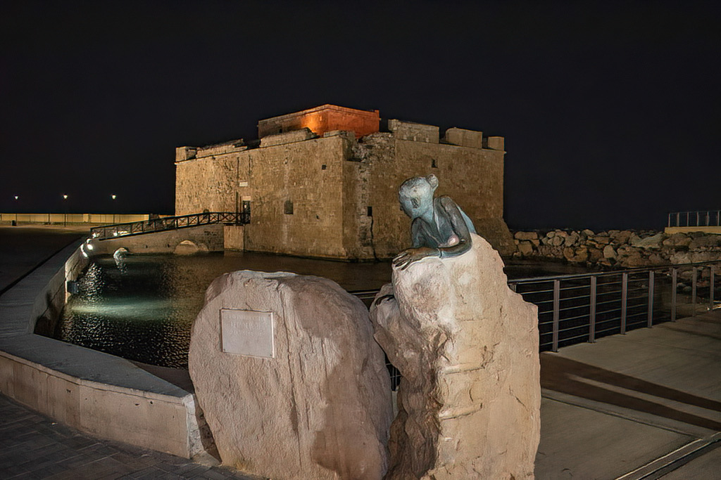 paphos-castle-illuminations_11