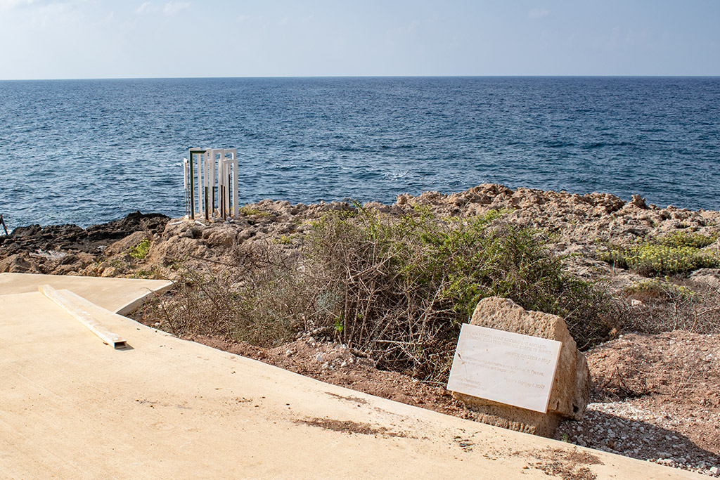 paphos-harbour-walkway-is-open_15