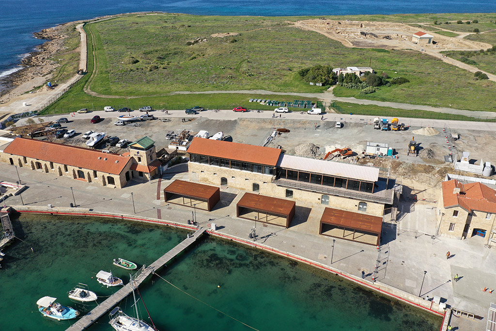 paphos-sea-front-and-harbour_04