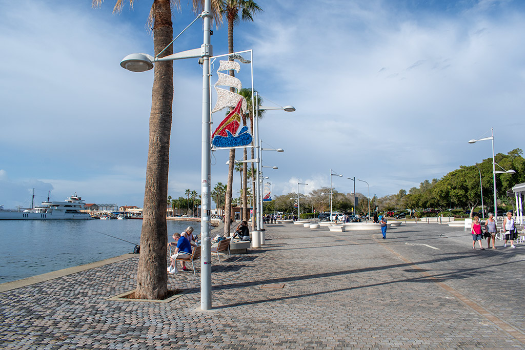 Paphos-seafront-in-december 21 paphos-seafront-in-december_21