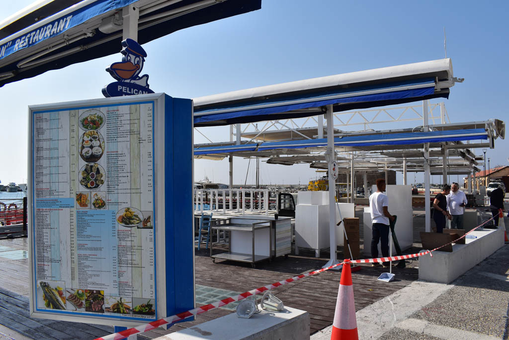 paphos-seafront-mess_07