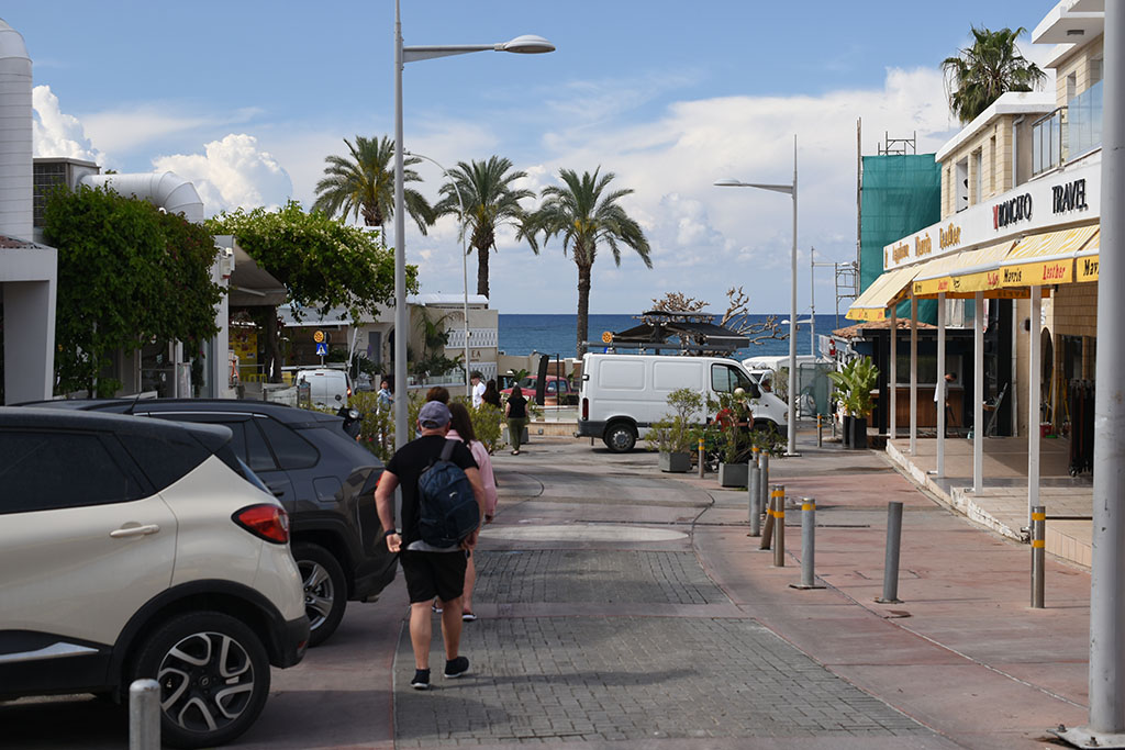 paphos-seafront-walk_01