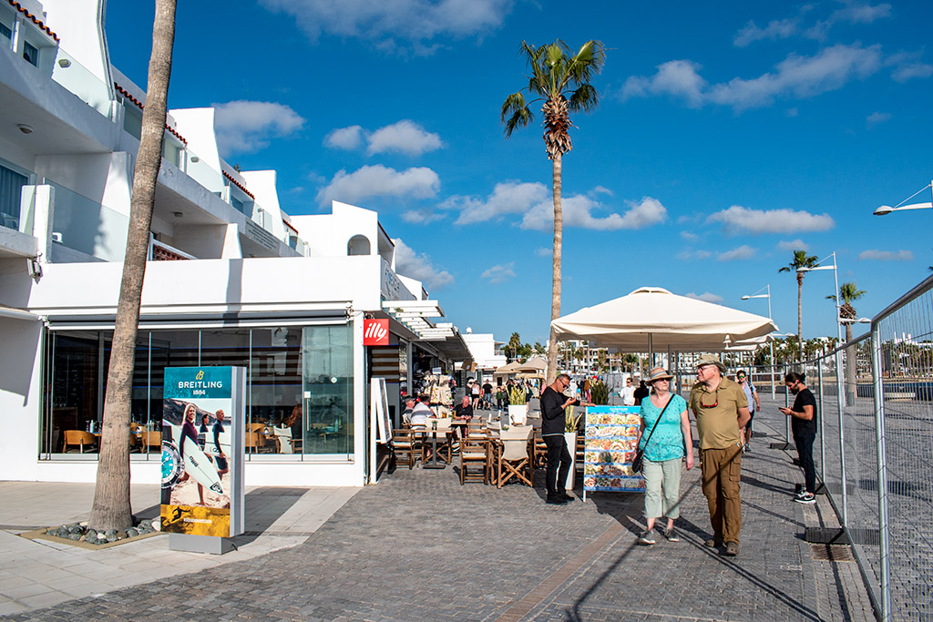 seafront-and-bar-street-renovations_06