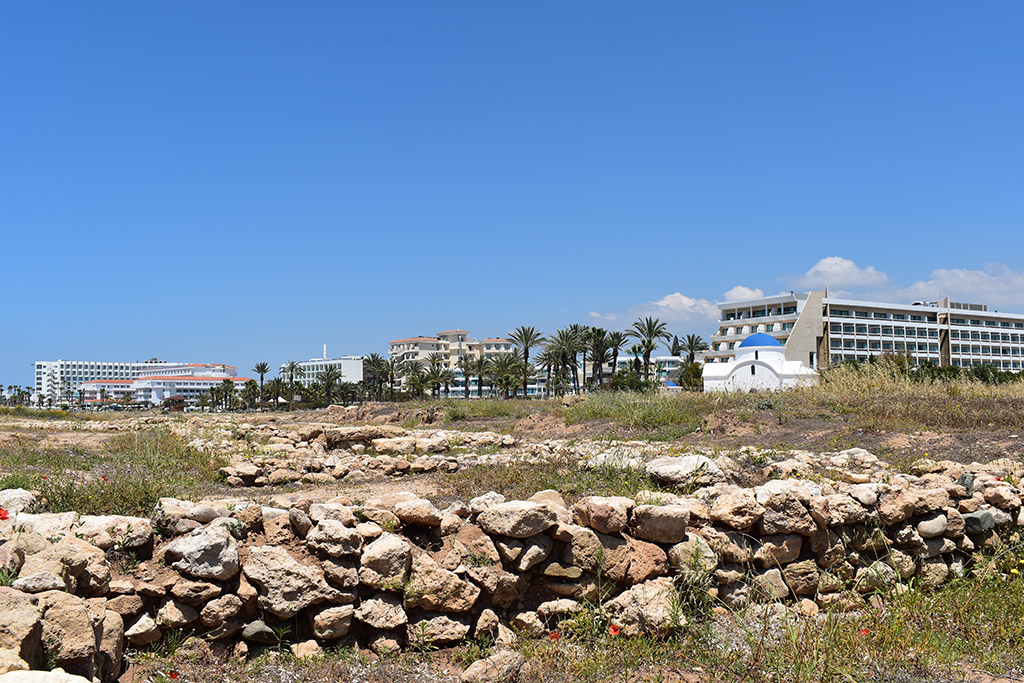 st-nicholas-chapel-area_17