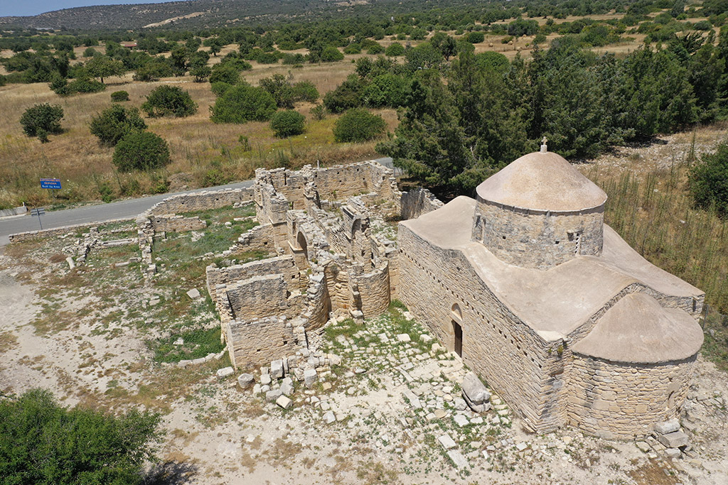 timios-stavros-monastery_08