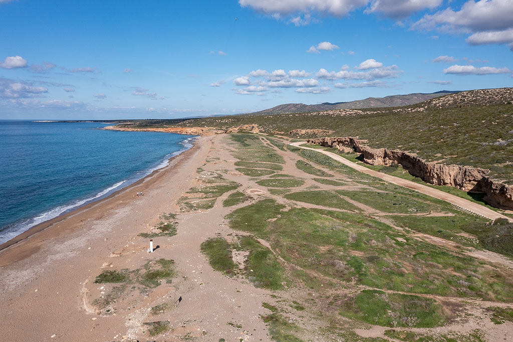 white-river-beach-roadworks_03