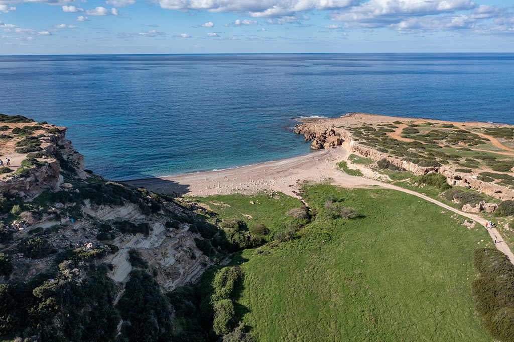 white-river-beach-roadworks_14