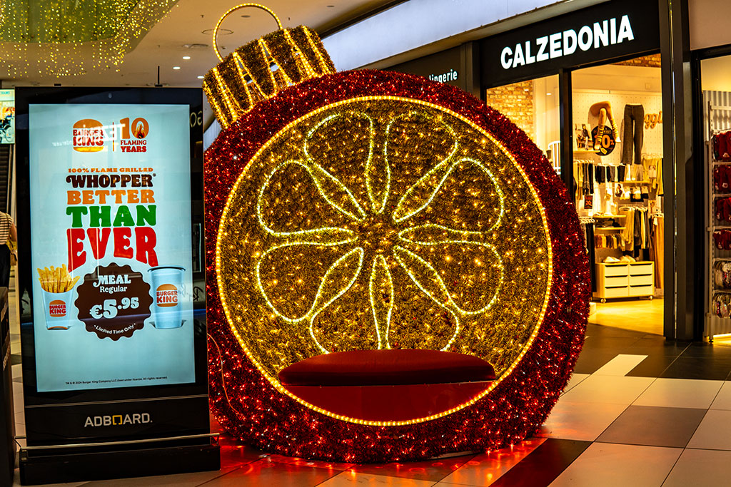 Christmas-mall-2024 09 christmas-mall-2024_09