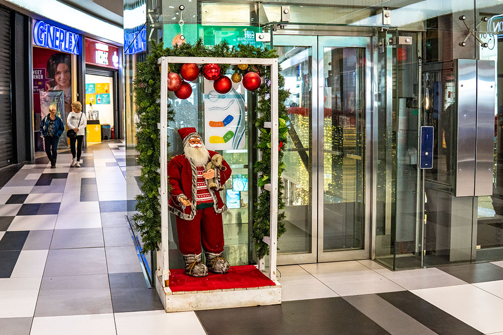 Christmas-mall-2024 21 christmas-mall-2024_21