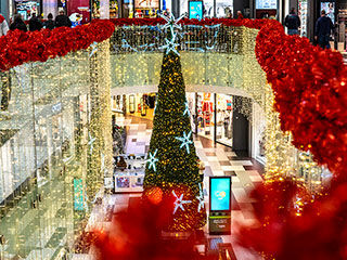 Kings Avenue Mall Christmas Decorations