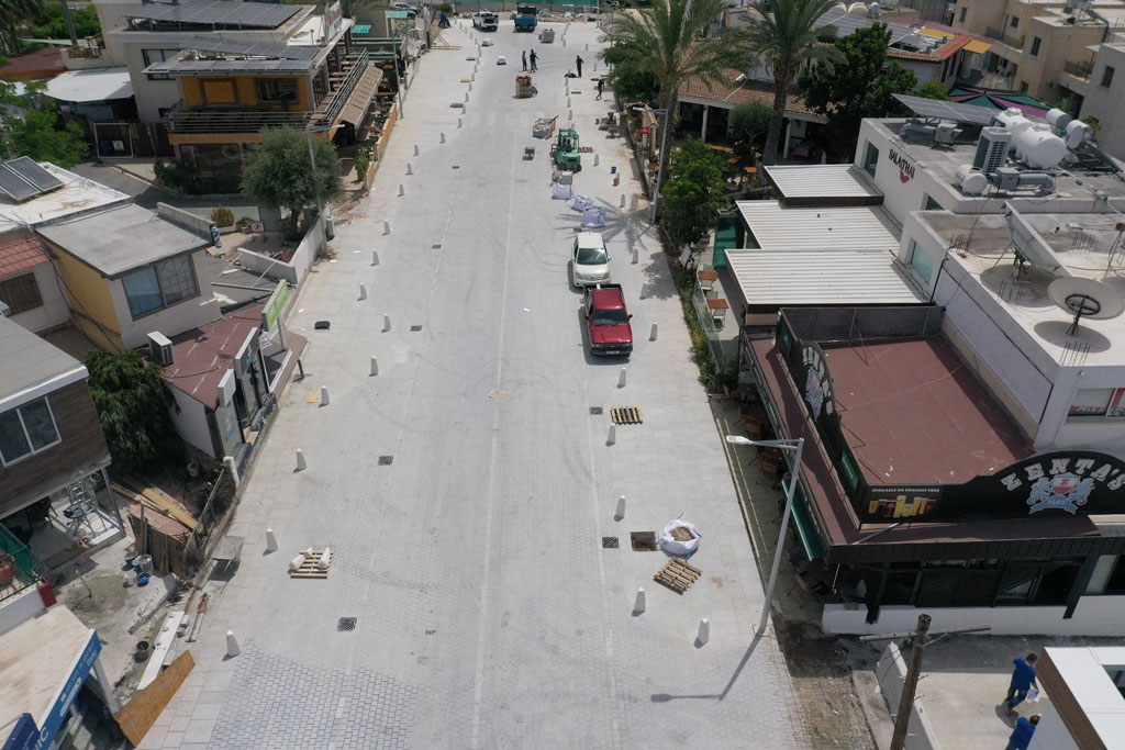 coral-bay-strip-opening-soon_13
