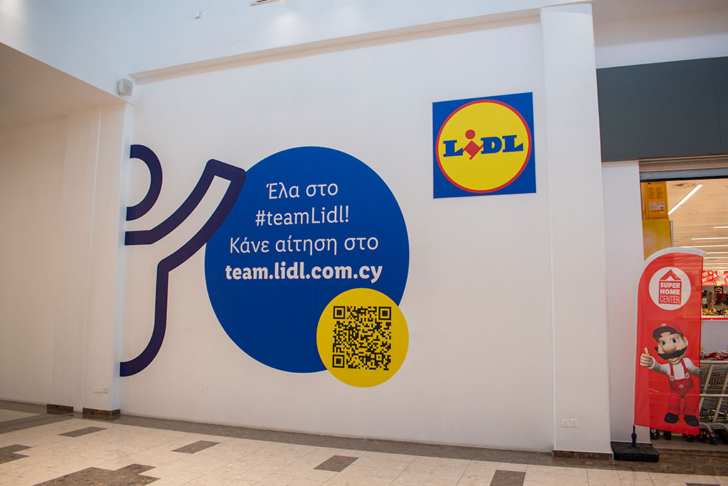 new-arrival-due-at-neon-mall_07