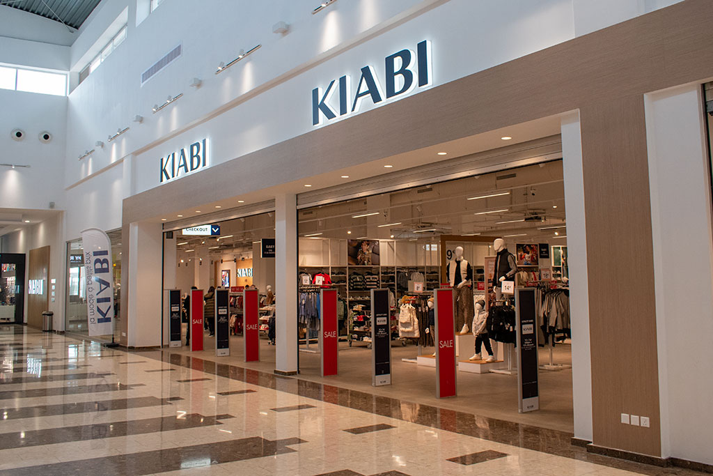 new-arrival-due-at-neon-mall_08