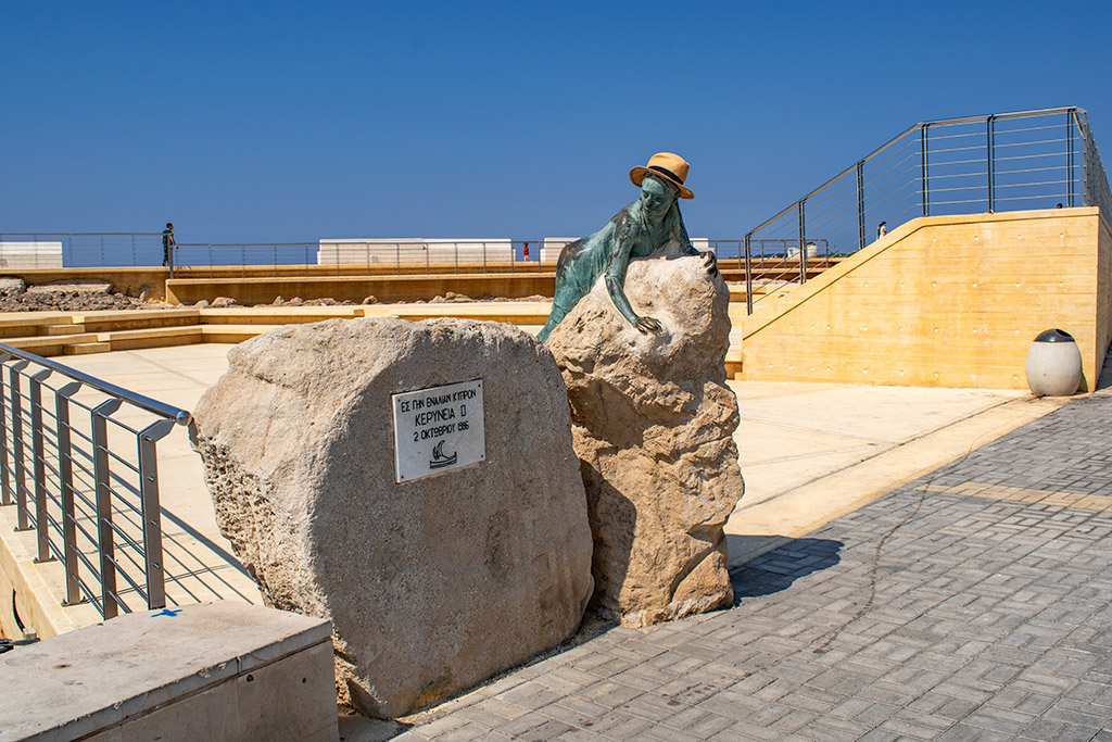 paphos-harbour-240413_27