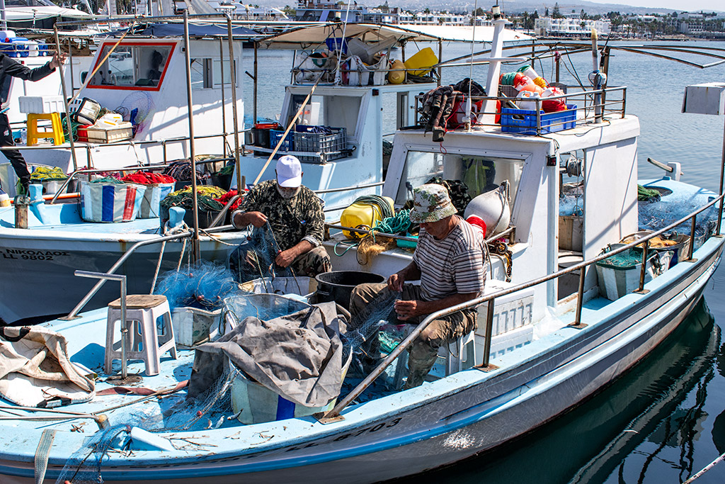 paphos-harbour-240413_34