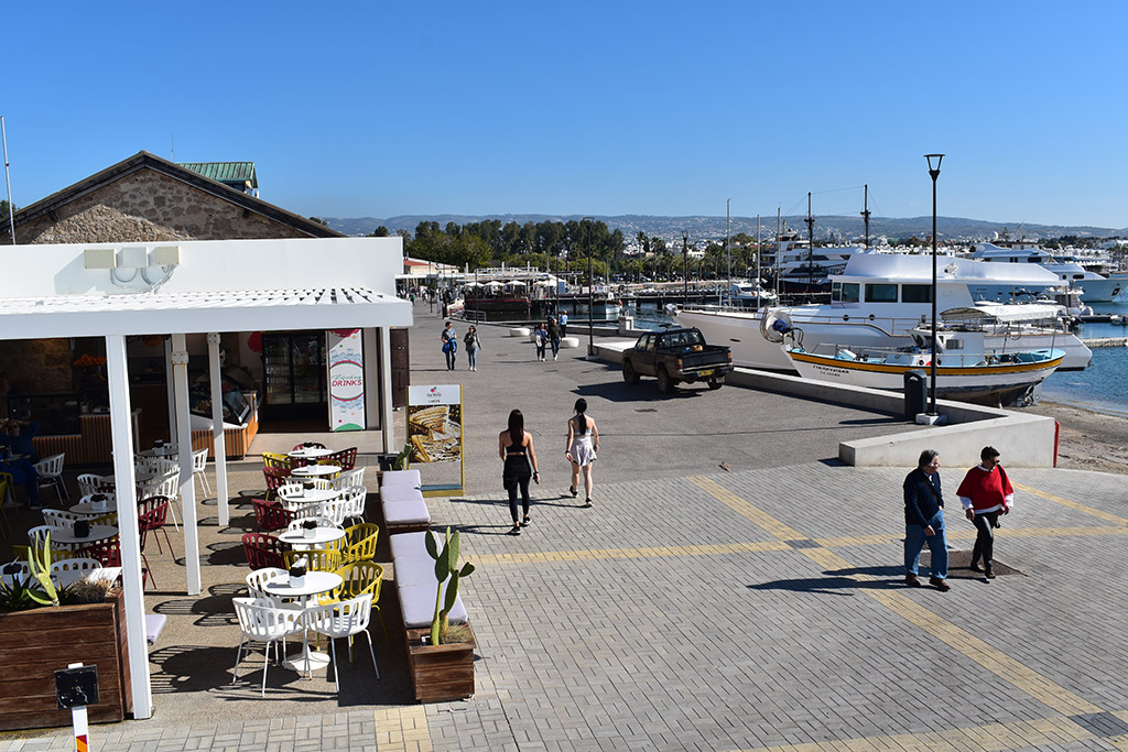 paphos-harbour-walkway_03