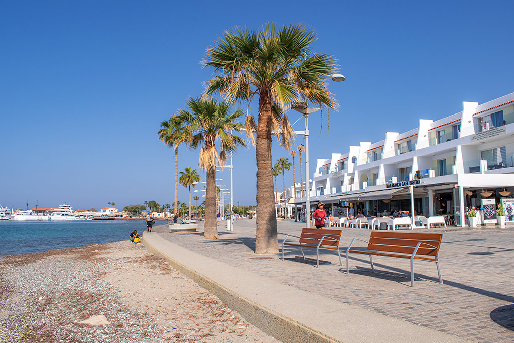 paphos-seafront-240413_17
