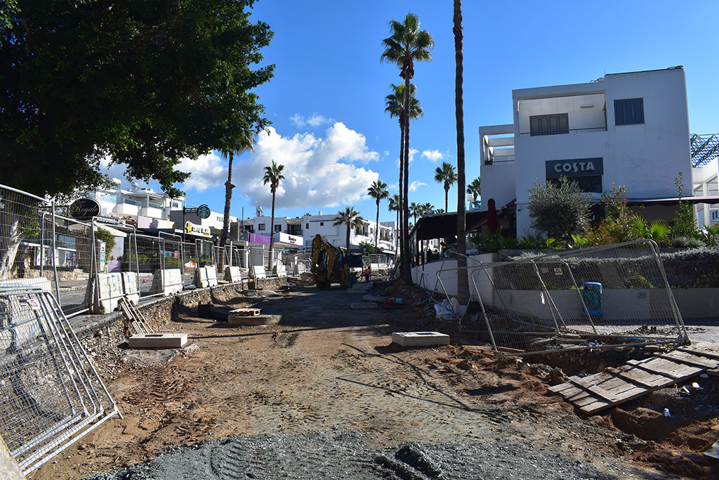 Paphos-seafront-roadworks-2401 09 paphos-seafront-roadworks-2401_09