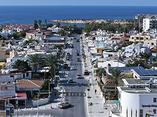 Return To Coral Bay Strip