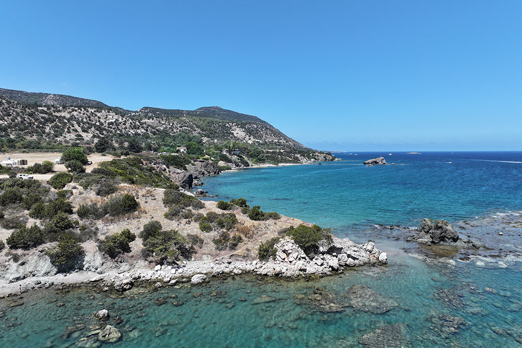 where-the-locals-go_02