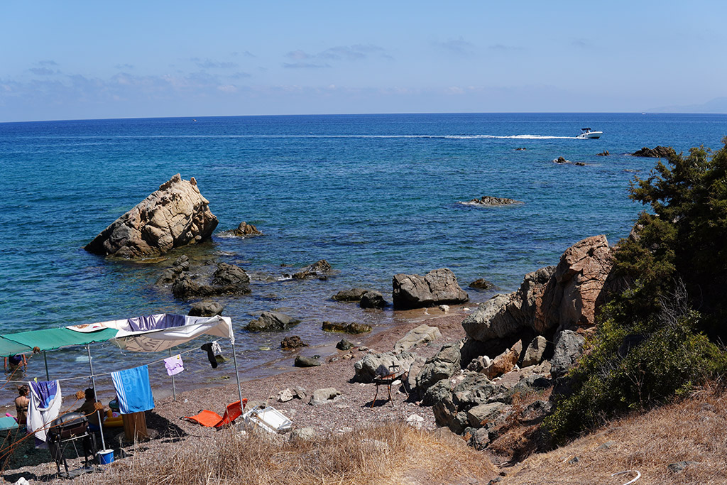 where-the-locals-go_05