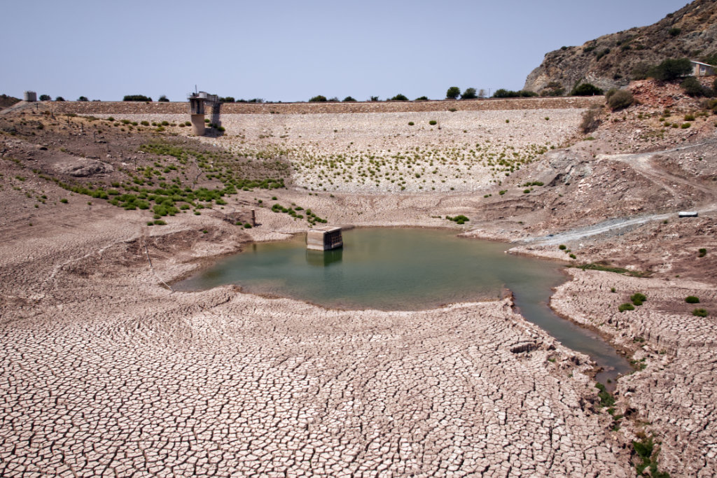 Mavrokolympos-reservoir-in-august 02 mavrokolympos-reservoir-in-august_02