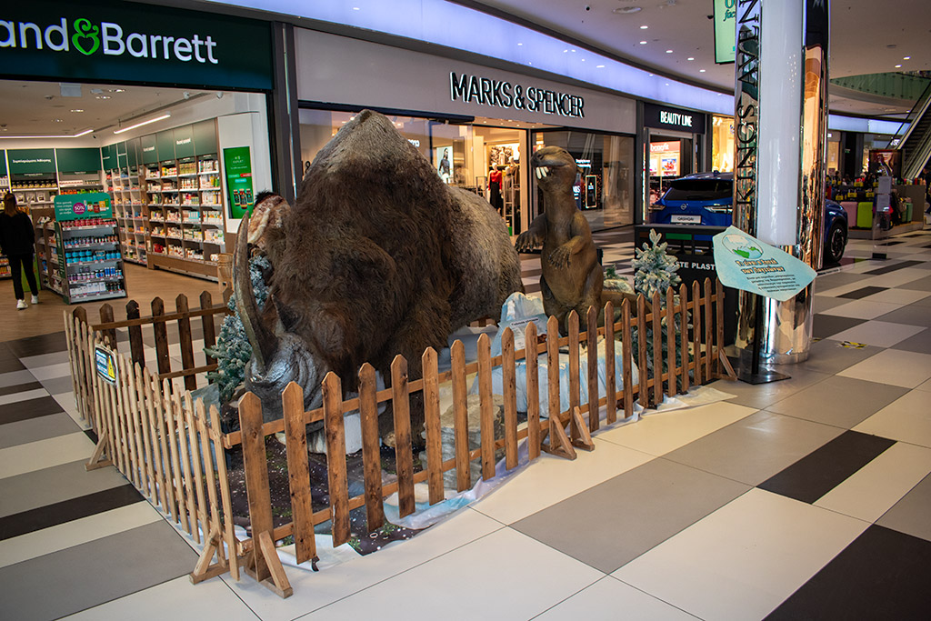 prehistoric-mall_04