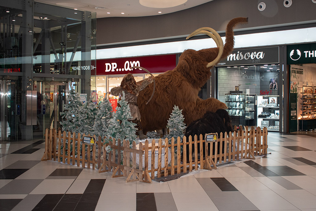 Prehistoric-mall 21 prehistoric-mall_21