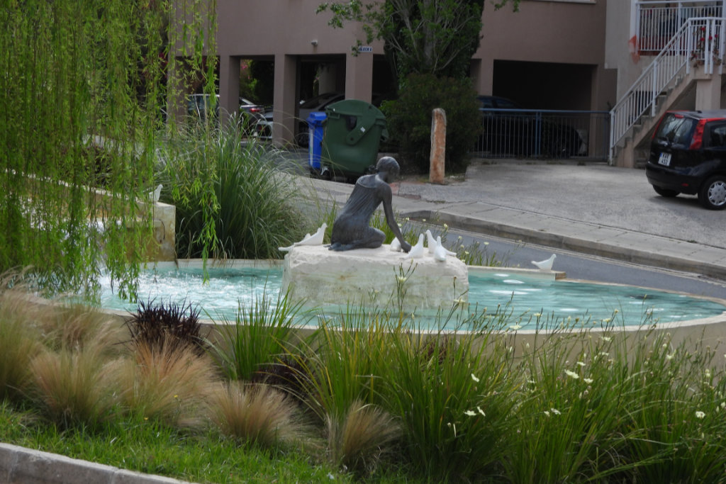 tala-roundabout-sculpture_11