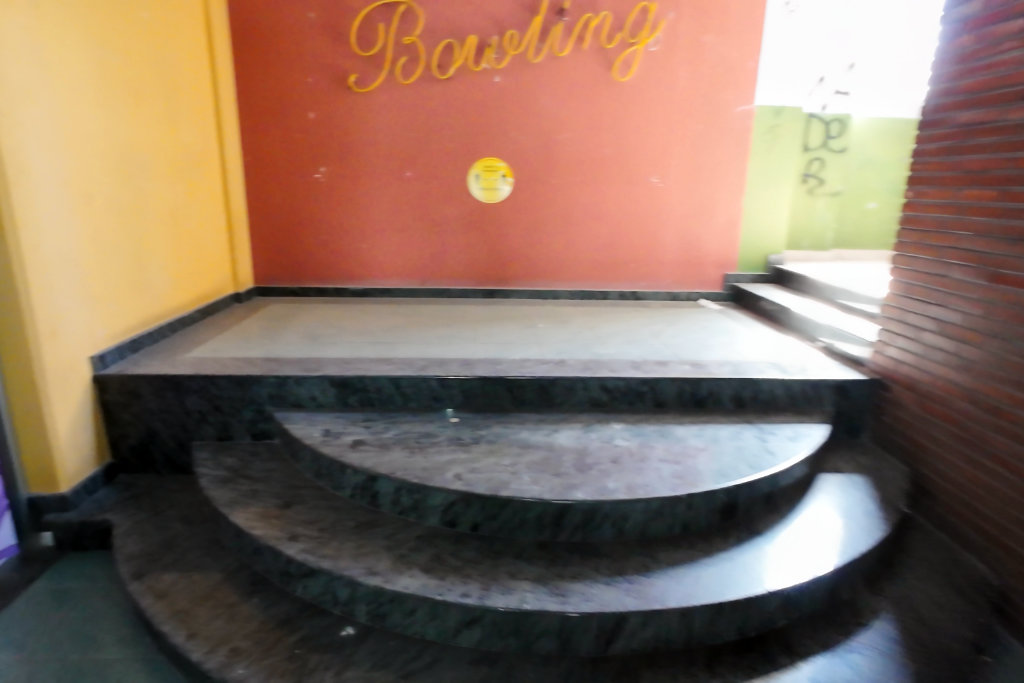 The-abandoned-bowling-alley-on-bar-street 19 the-abandoned-bowling-alley-on-bar-street_19