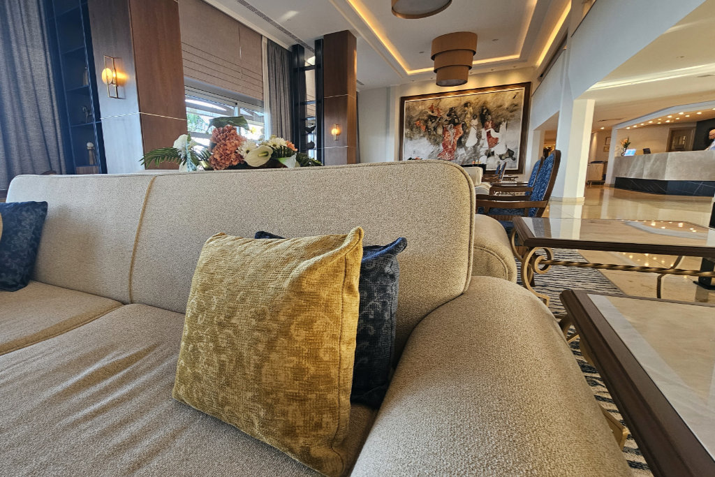 alexander-the-great-hotel-tour_04