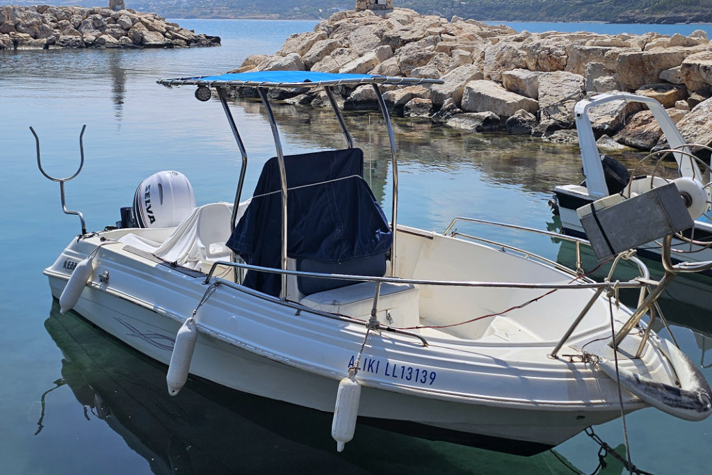 Pomos Harbour