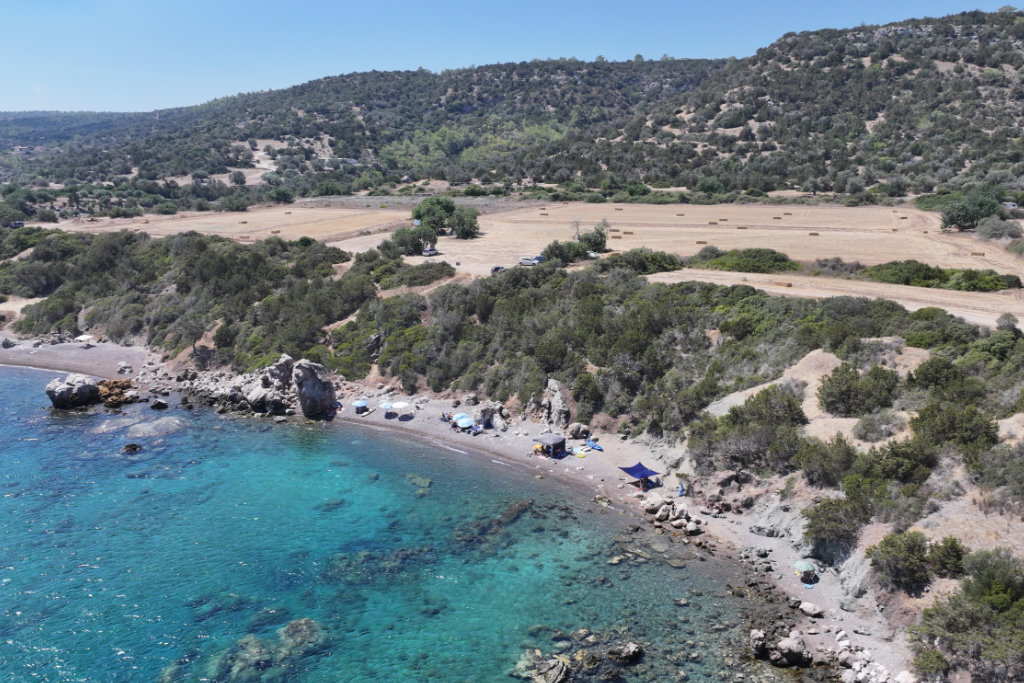 polis-coast-in-august_06