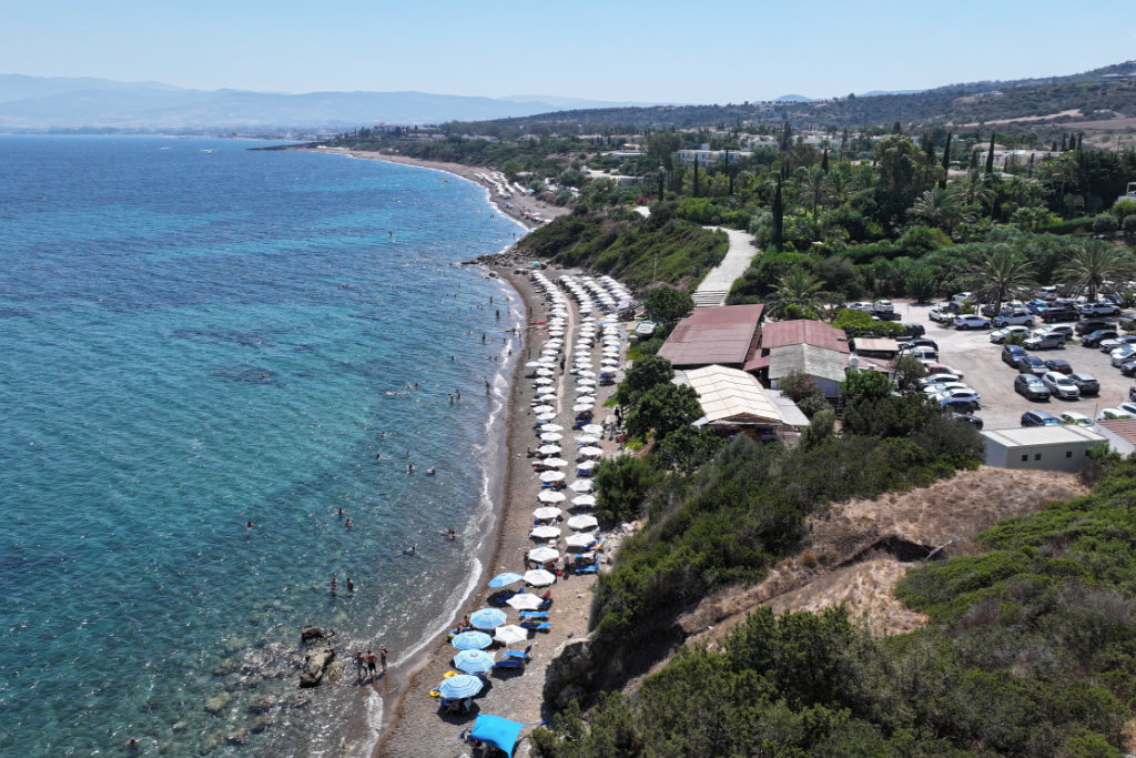 polis-coast-in-august_12
