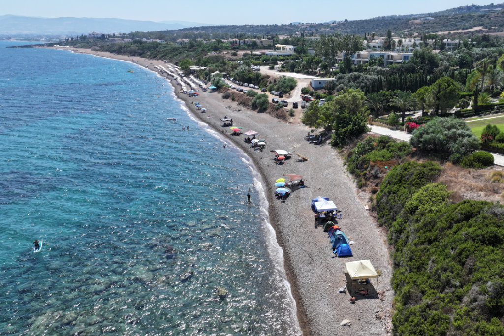 polis-coast-in-august_13