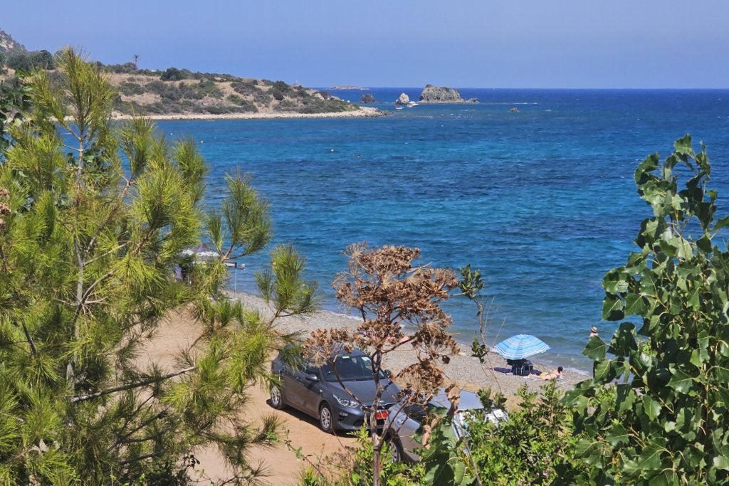 polis-coast-in-august_15