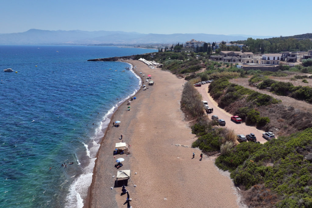 polis-coast-in-august_21