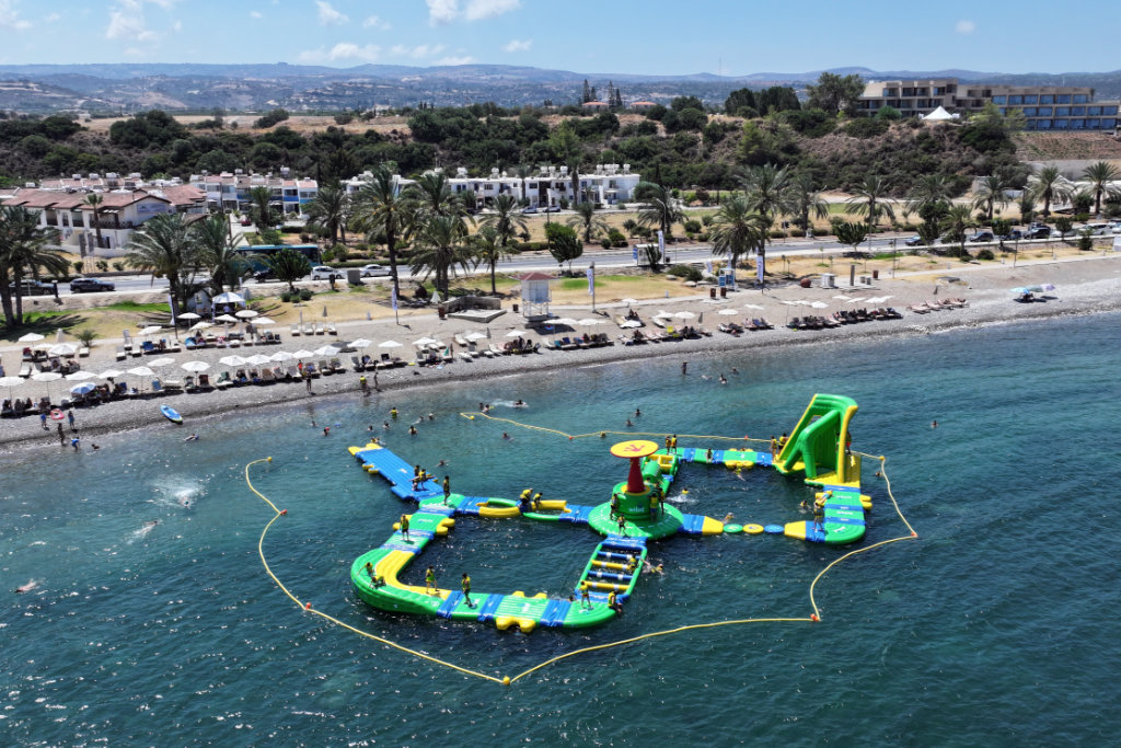 polis-coast-in-august_32