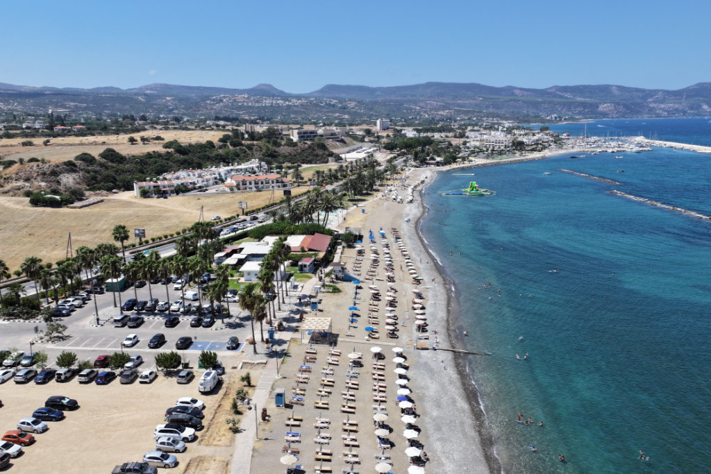 polis-coast-in-august_33