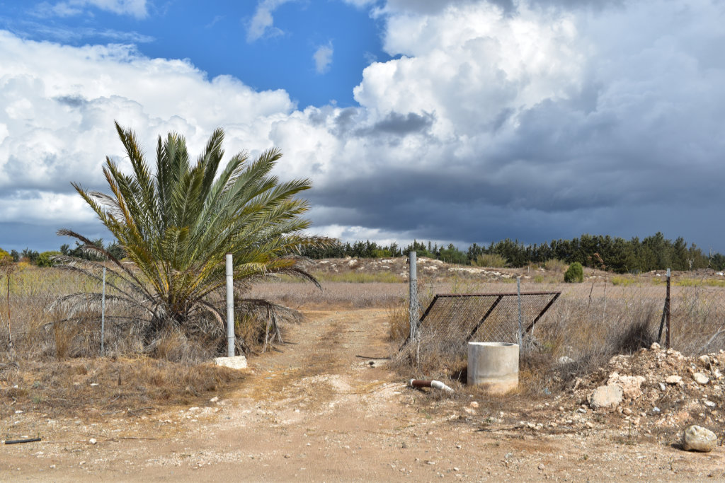 the-hunt-for-geroskipou-aerodrome_06